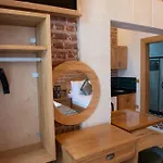 Отель Eagle's Nest Boutique