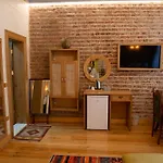 Eagle's Nest Boutique Стамбул