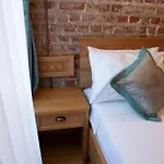 Eagle's Nest Boutique Отель