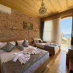 Отель Eagle's Nest Boutique Стамбул