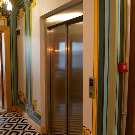 Eagle's Nest Boutique *