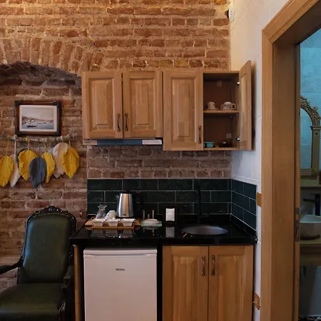 Eagle's Nest Boutique Hotel *