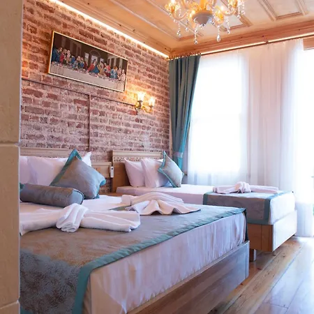 Eagle's Nest Boutique Hotel *