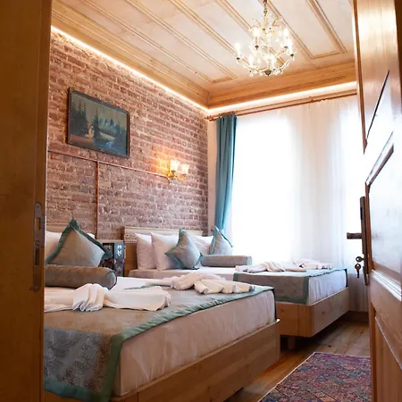 Eagle's Nest Boutique *