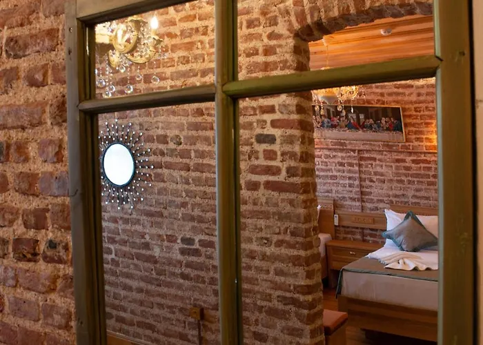 Eagle's Nest Boutique Hotel *