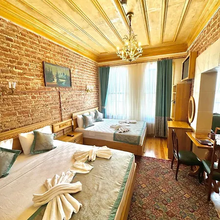 Eagle's Nest Boutique Hotel