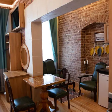 Eagle's Nest Boutique *